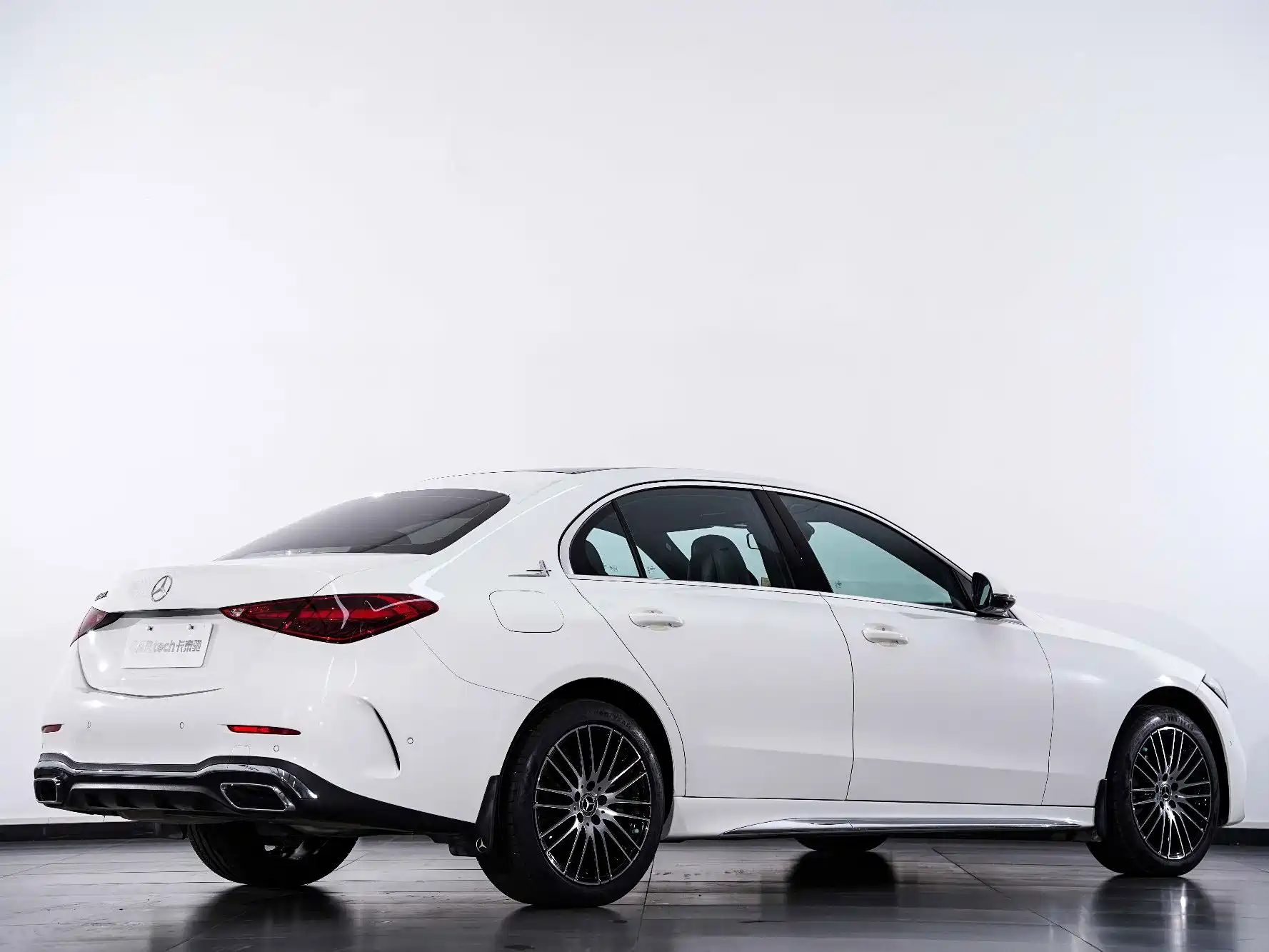 Фото 27 - Mercedes-Benz C-Class