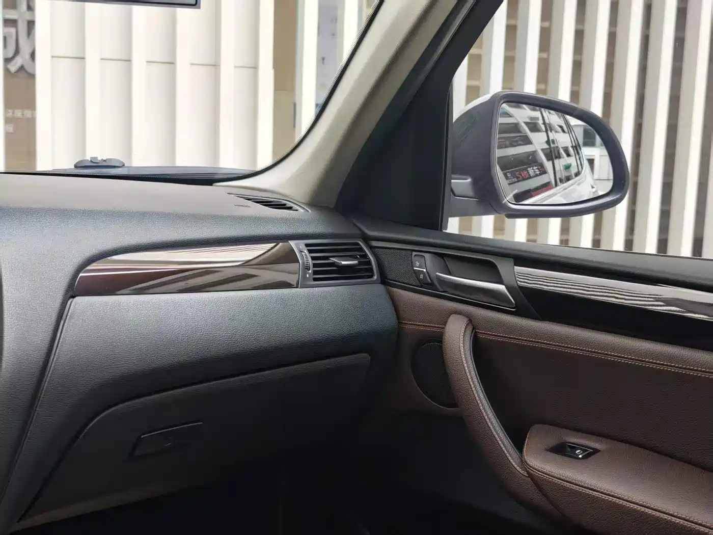 BMW X3 (Import) 2014 xDrive20i X Design Package фото 12