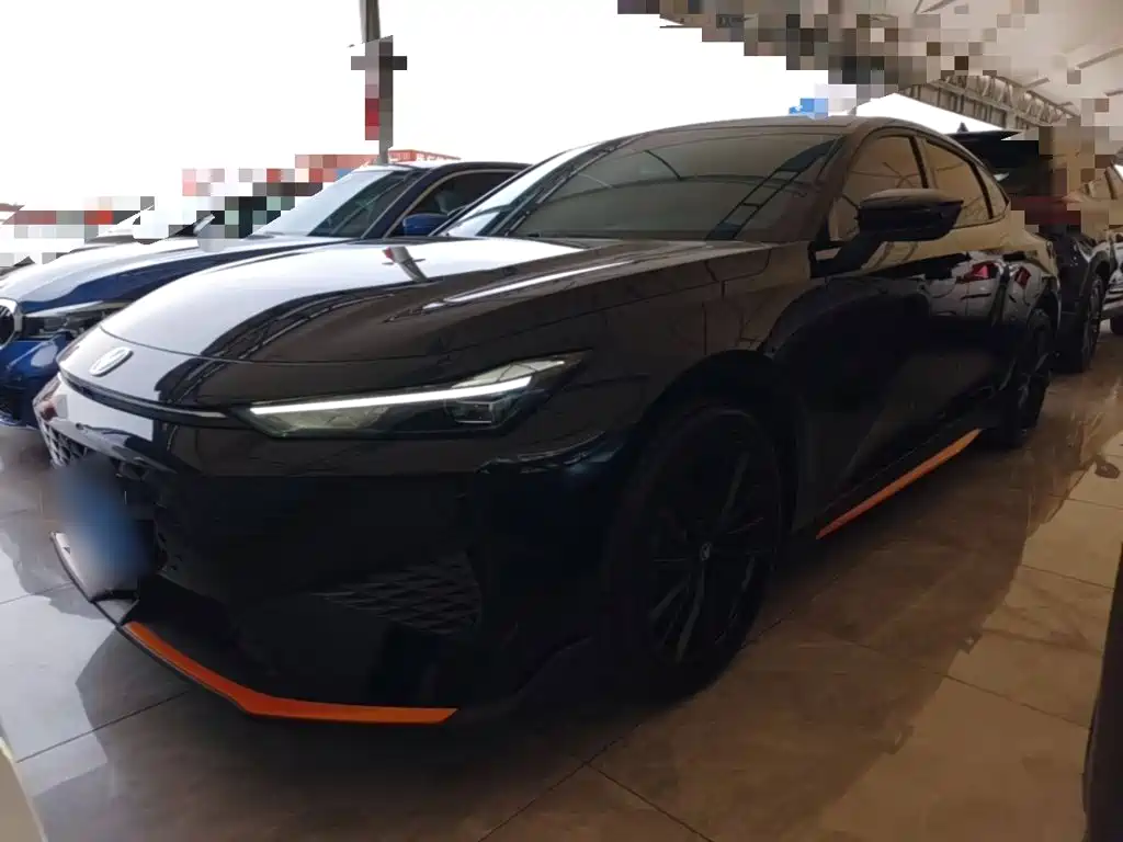 Changan UNI-V 2024 1.5T Deluxe Sport