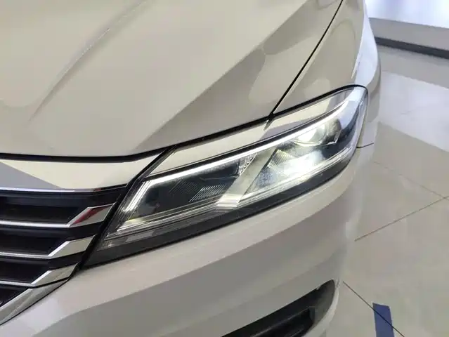 Volkswagen Lavida 2021 1.5L Auto Comfort Edition — фото 5