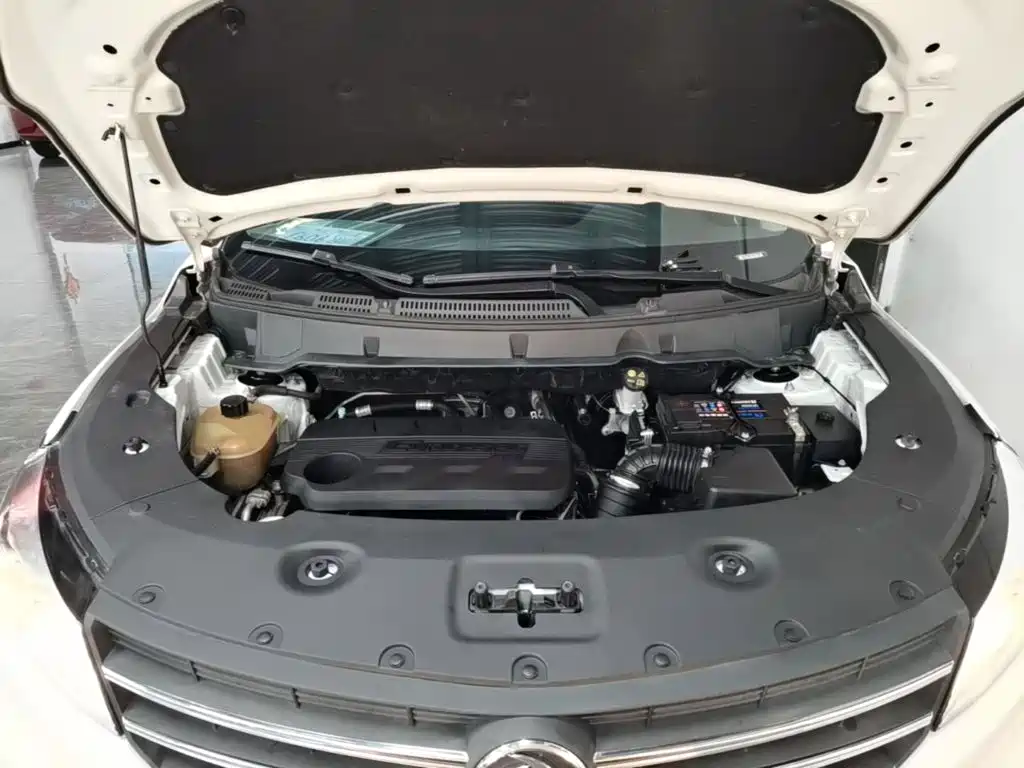 Dongfeng Fengguang Fengguang 580 2020 2020 1.5T CVT Luxury
