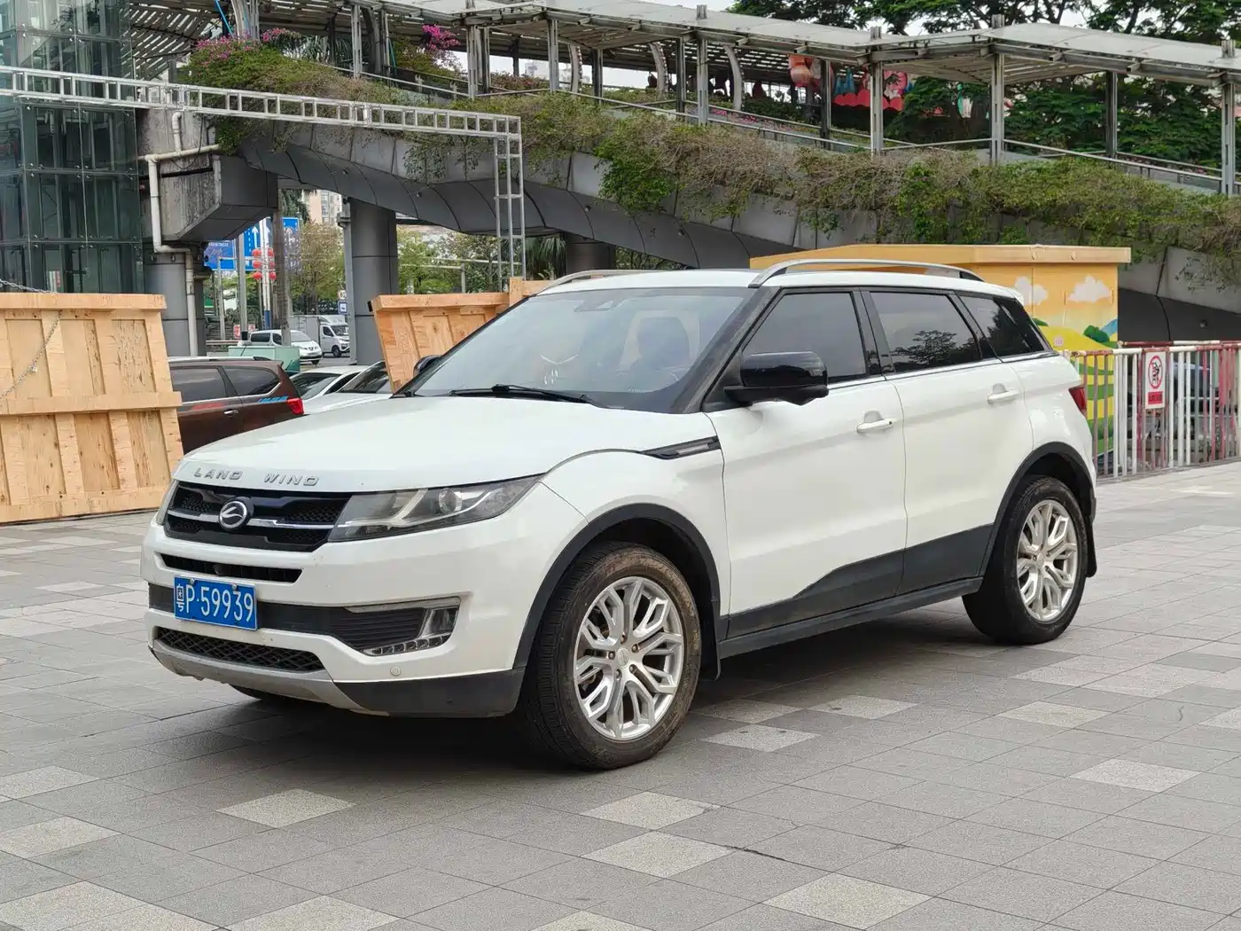 Landwind X7 2015 2015 2.0T Panorama Premium