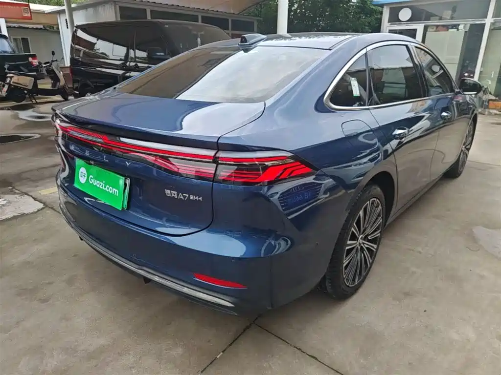 Geely Galaxy Galaxy A7 2025 EM-i фото 7