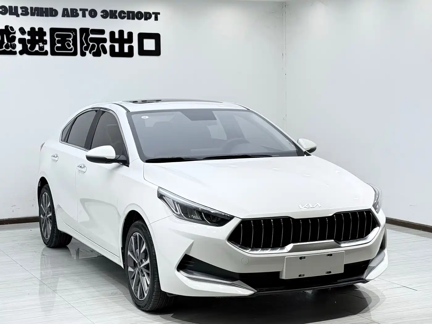 Kia K3 2021 1.5L CVT Fashion Edition фото 3