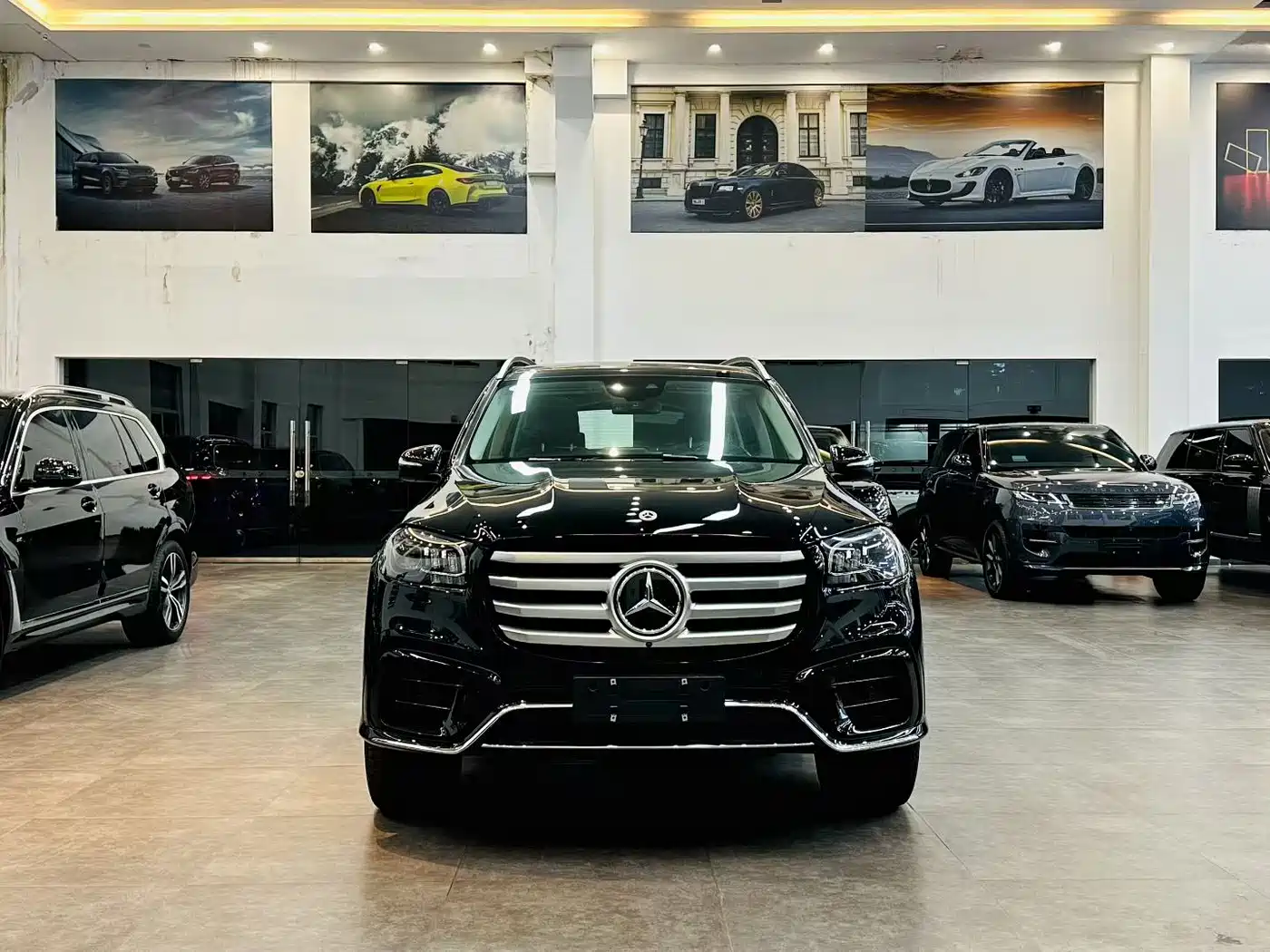 Mercedes-Benz GLS 2024 Model GLS 450 4MATIC Luxury фото 2