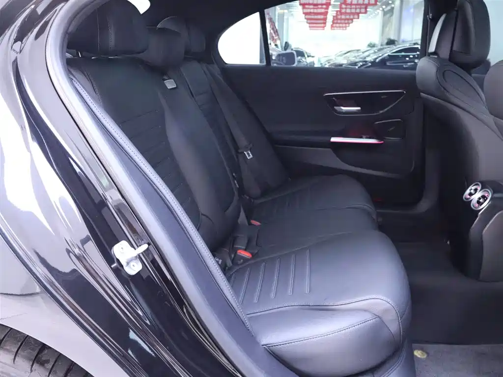 Mercedes-Benz C-Class 2025 Facelift C 260 L Sport Edition фото 21