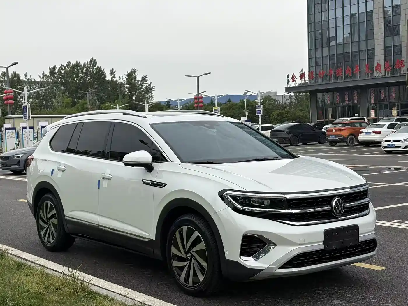 Volkswagen Talagon 2021 380TSI 4WD Luxury Premium Edition Pro фото 3