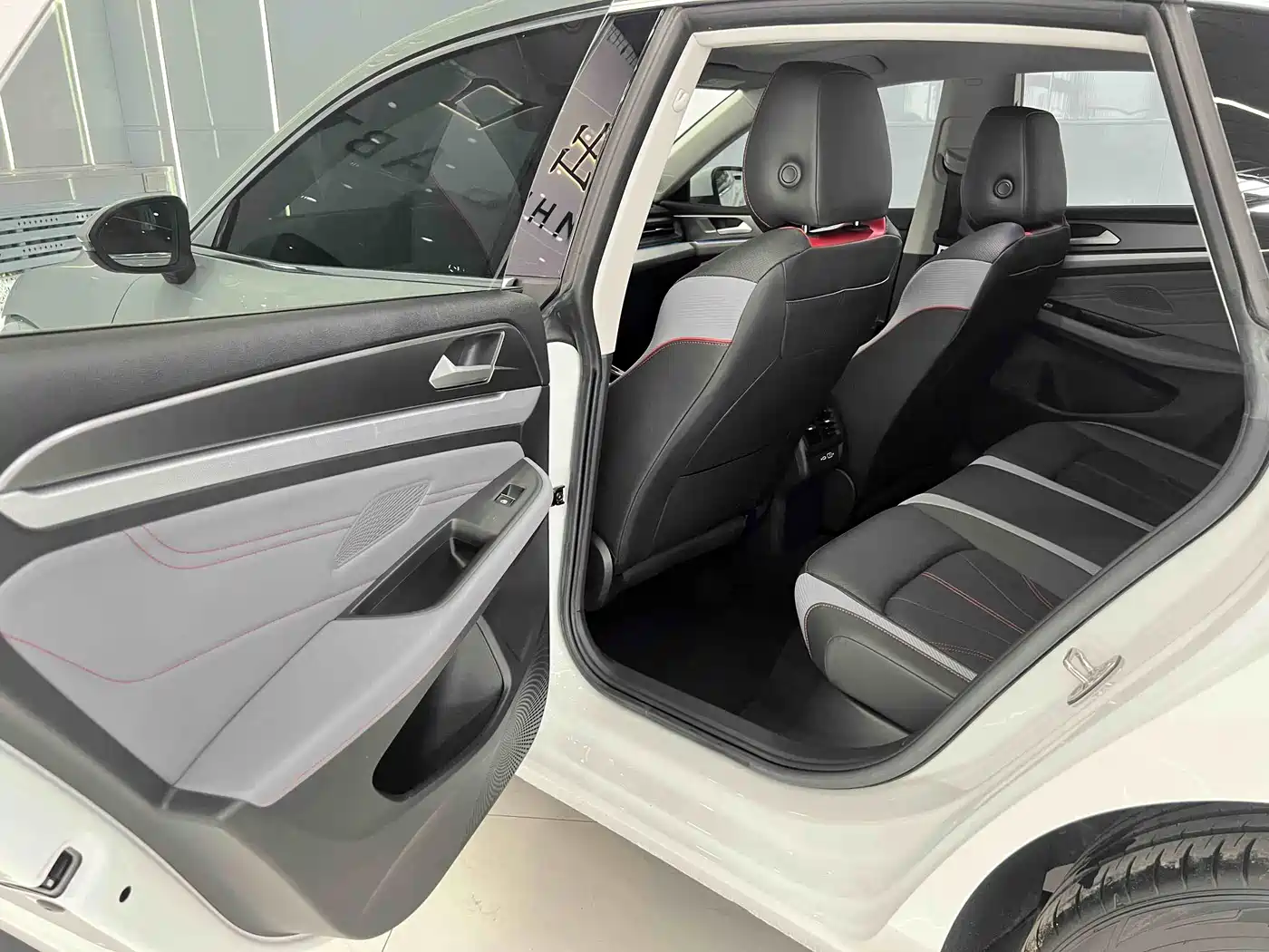 Volkswagen Lamando 2023 Lamando L 280TSI DSG Cool Edition фото 11