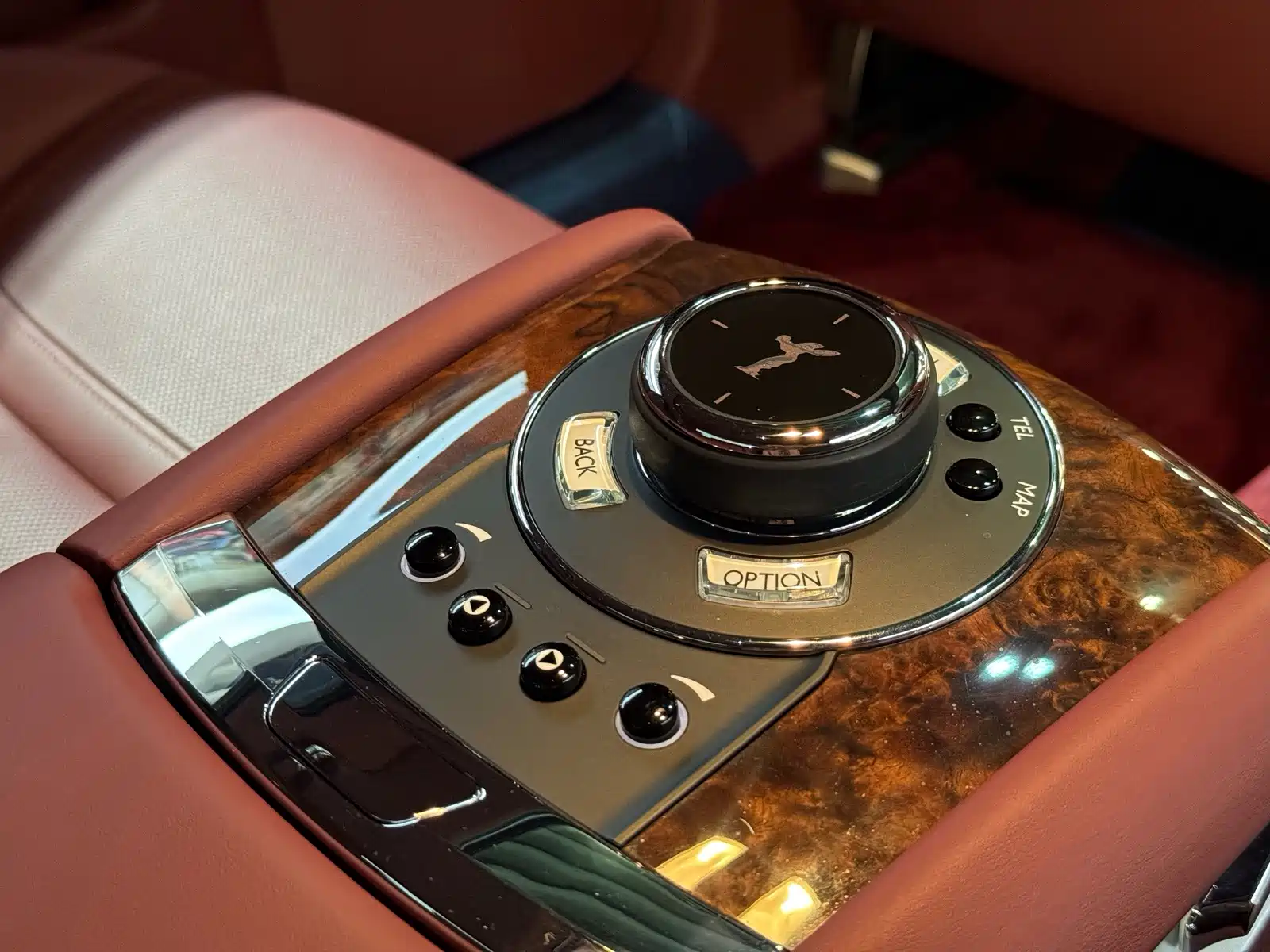 Фото 17 - Rolls-Royce Ghost