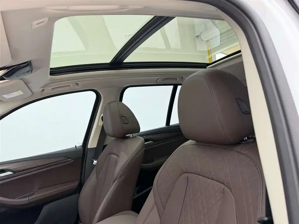 BMW X3 2023 Facelift xDrive30i Leading M Night Package фото 16