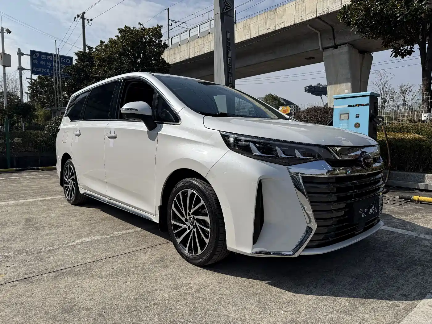 GAC Trumpchi Trumpchi M6 2024 MAX 270T WDCT Honor Edition фото 3