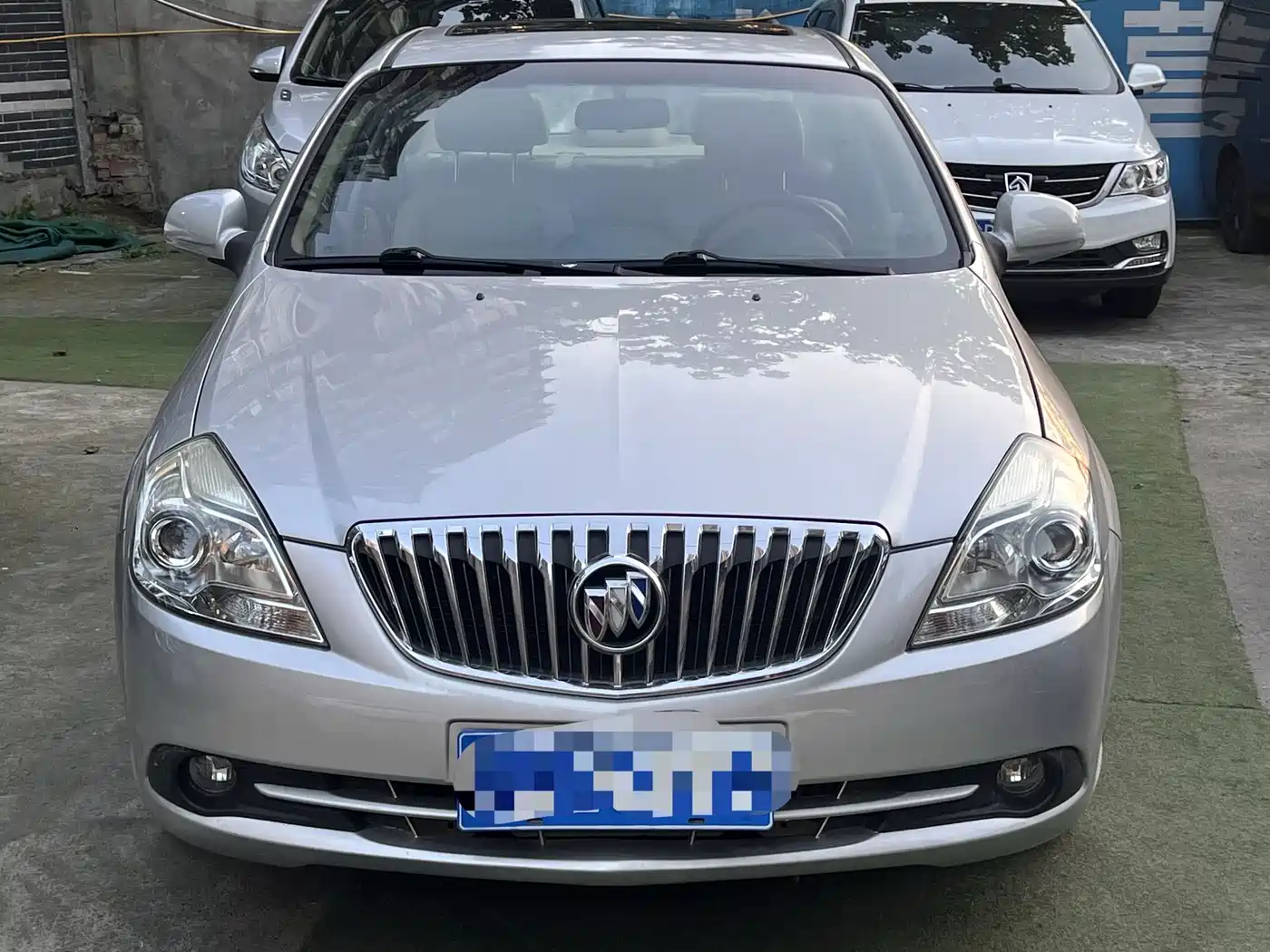 Buick Excelle 2013 1.5L Manual Exclusive фото 2