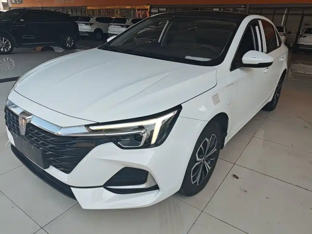 Фото 1 - Roewe i6 MAX EV