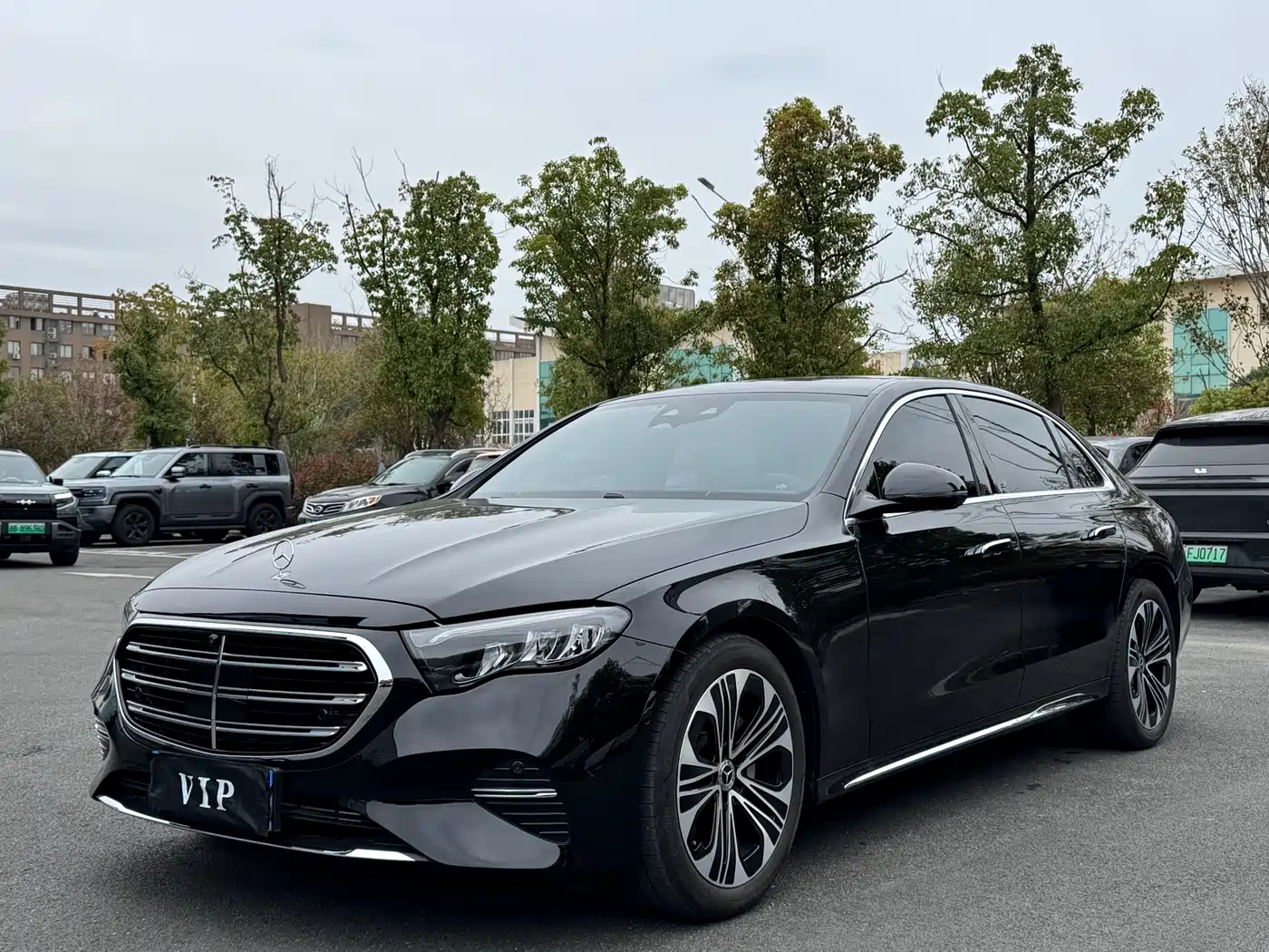Mercedes-Benz E-Class 2025 E 300 L Luxury