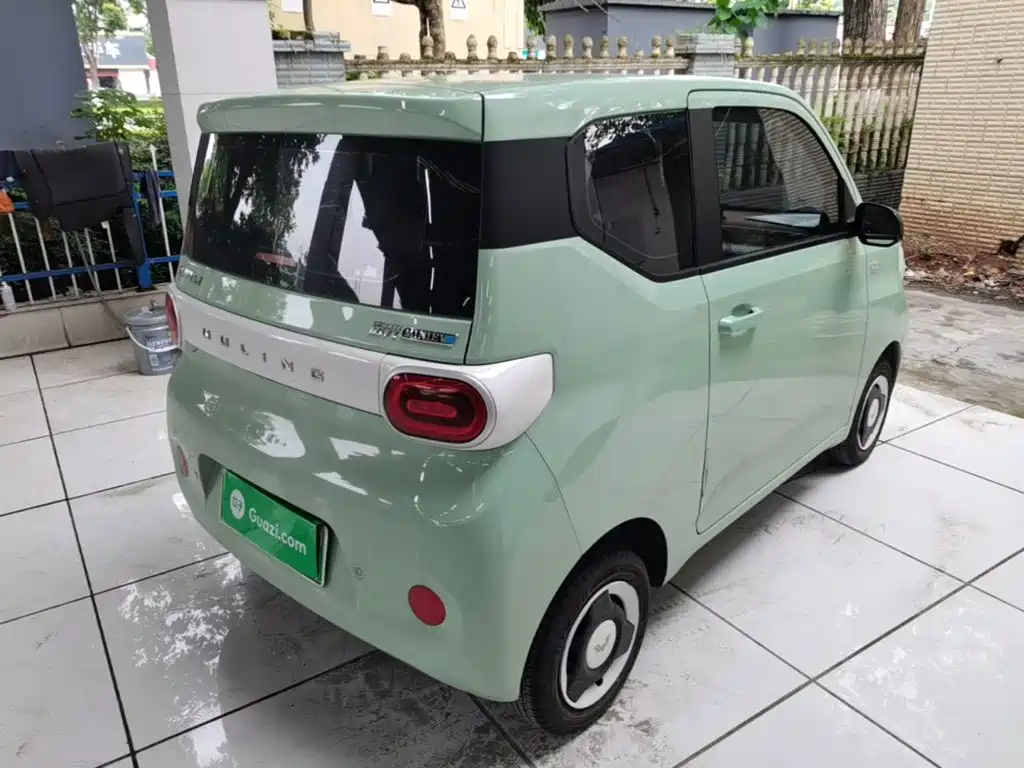 Фото 7 - Wuling Motors Hongguang MINIEV