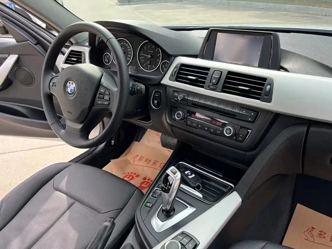 BMW 3 Series 2014 320Li Fashion фото 6