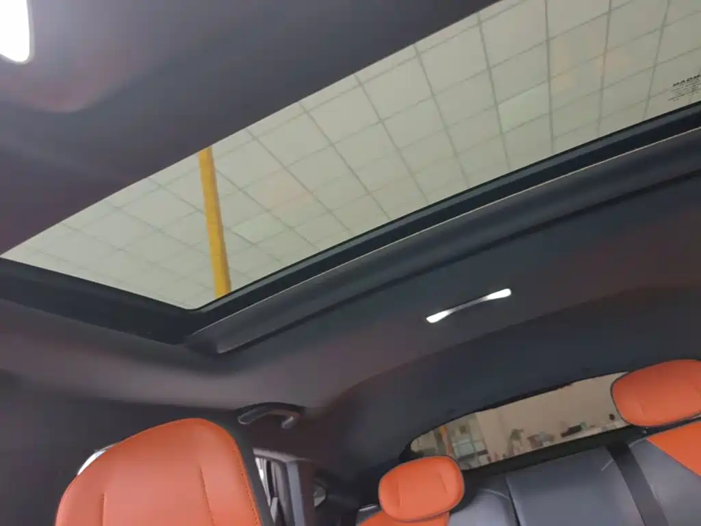 Changan UNI-V iDD 2023 2023 ZhiDian iDD 1.5T 113km Smart Fun Edition