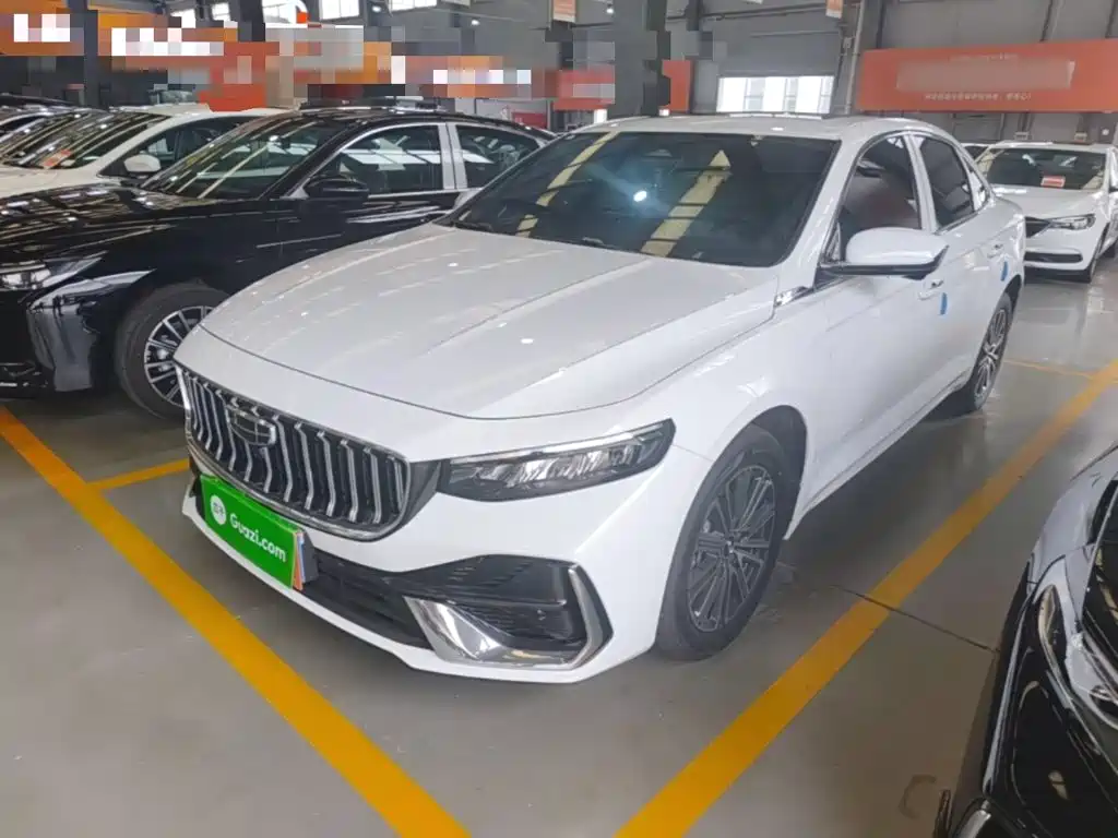 Фото 2 - Geely Preface