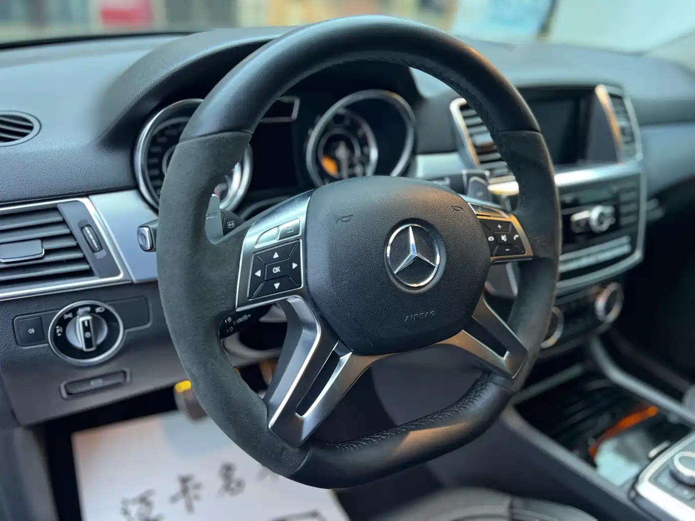 Mercedes-Benz M-Class AMG 2014 AMG ML 63 фото 6