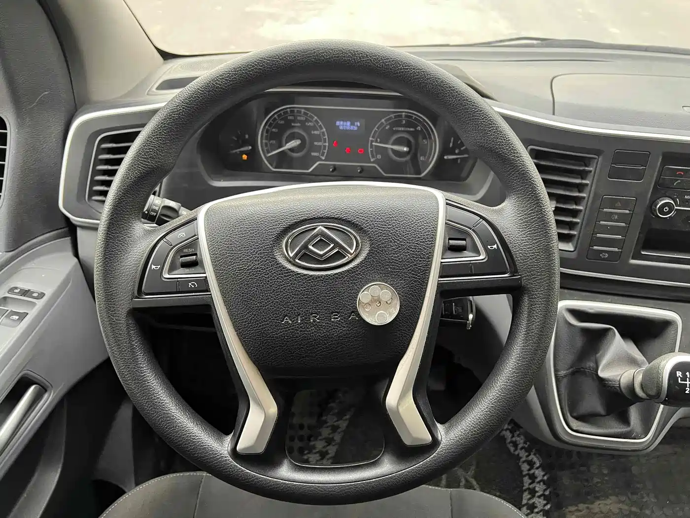 SAIC MAXUS XINTU V80