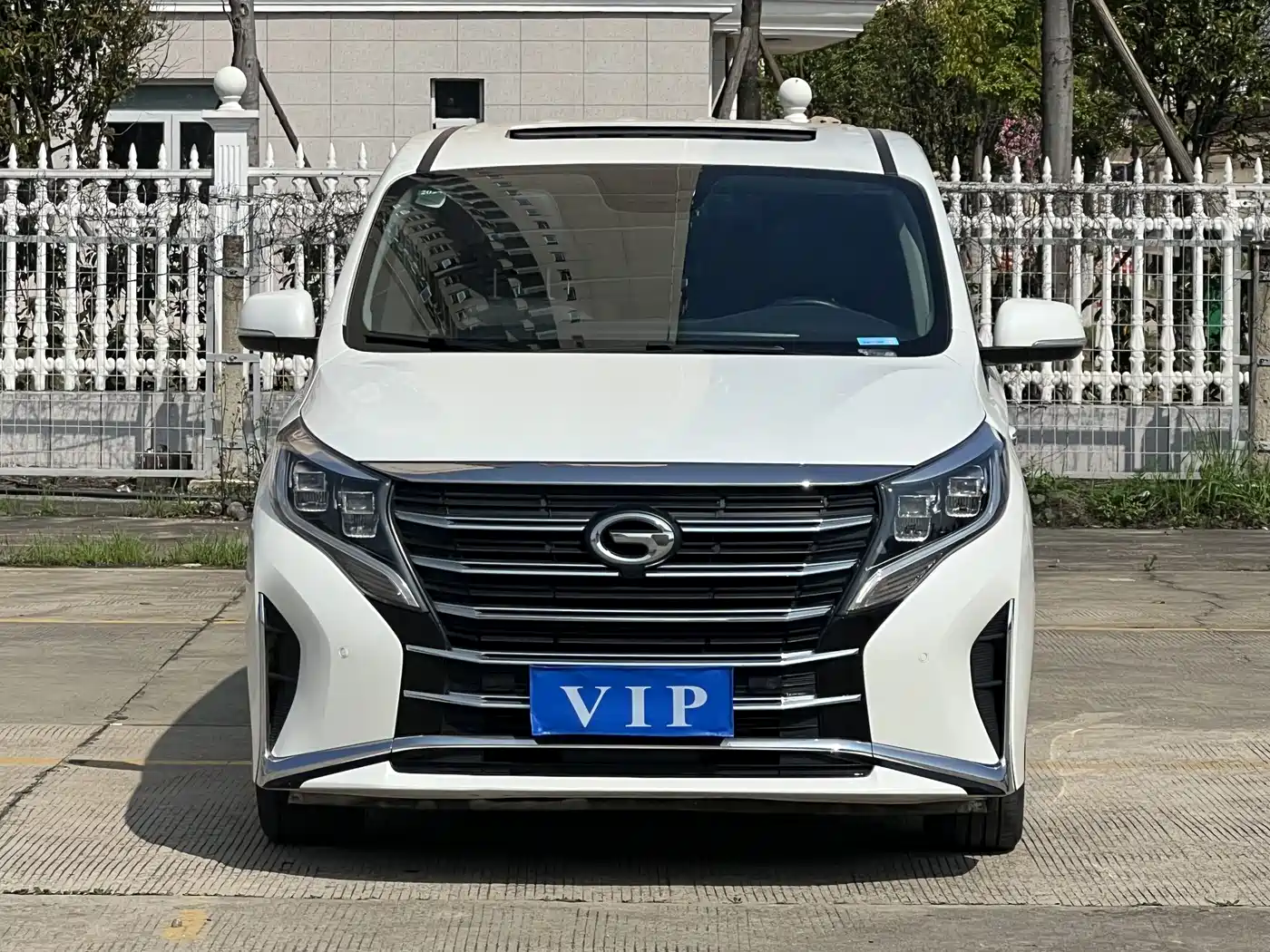 GAC TRUMPCHI M8
