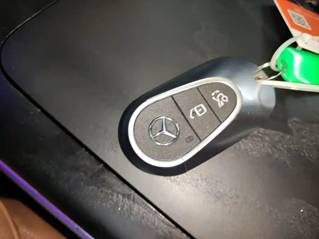 Фото 9 - Mercedes-Benz E-Class (Import)