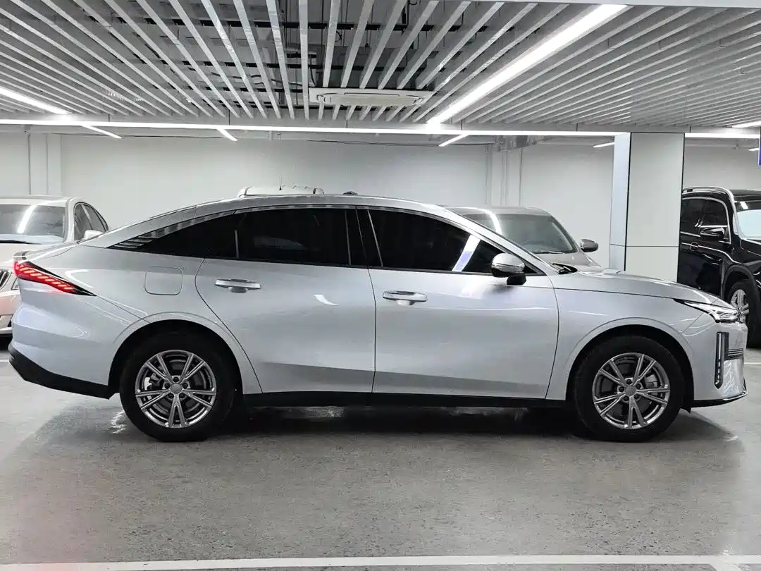 GEELY GALAXY GALAXY L6