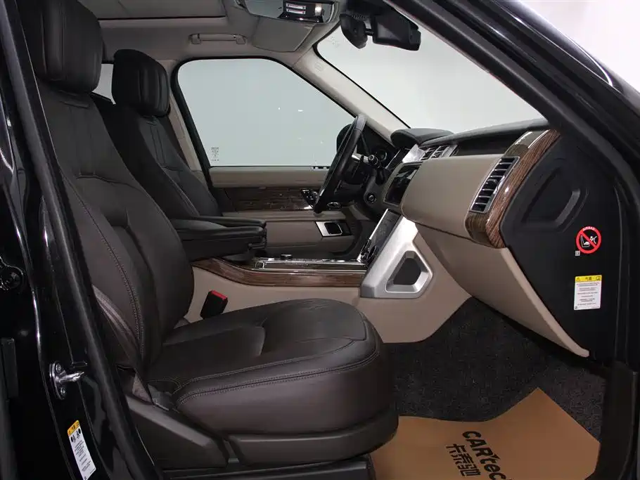 Land Rover Range Rover 2018 3.0 SC V6 Vogue Heritage Extended Edition фото 15