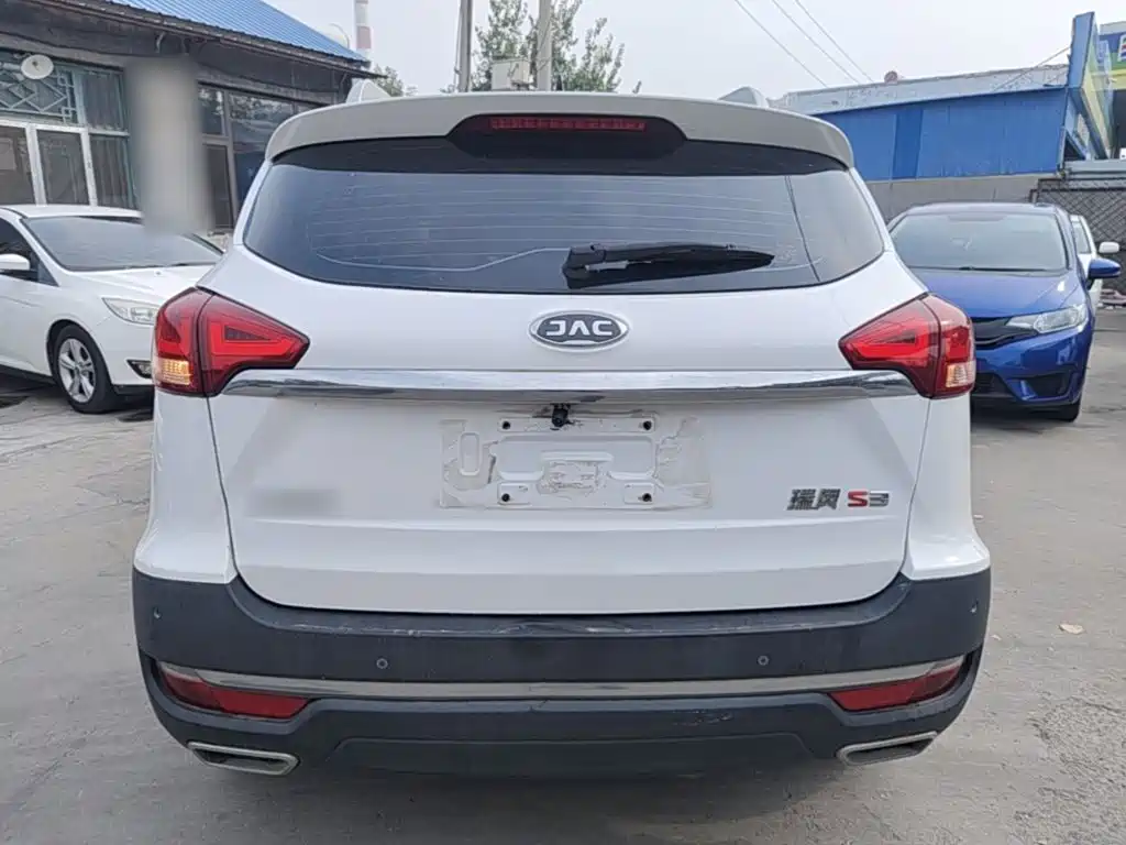 JAC Refine S3 2017 2017 1.5L Manual Luxury