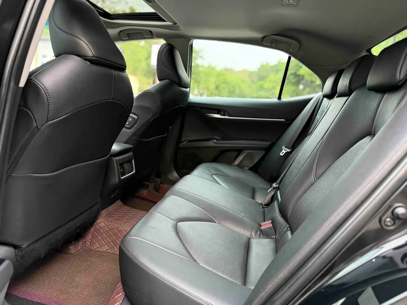 Toyota Camry 2023 2.0G Luxury Edition фото 14
