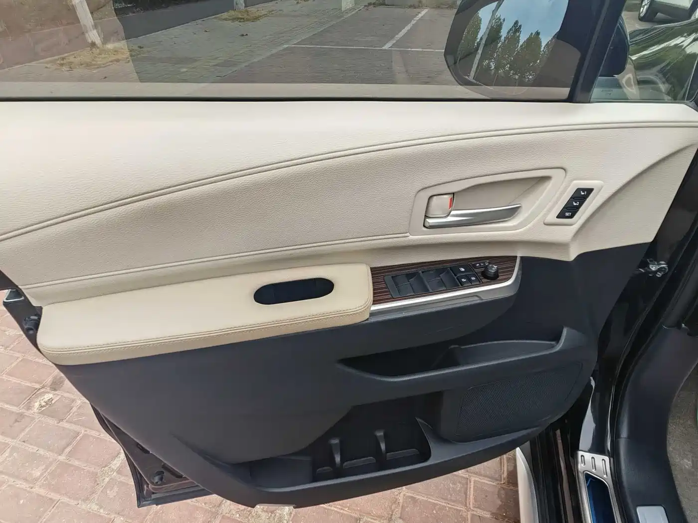 Toyota Granvia 2024 2023 2.5L Hybrid Prestige PLUS Edition