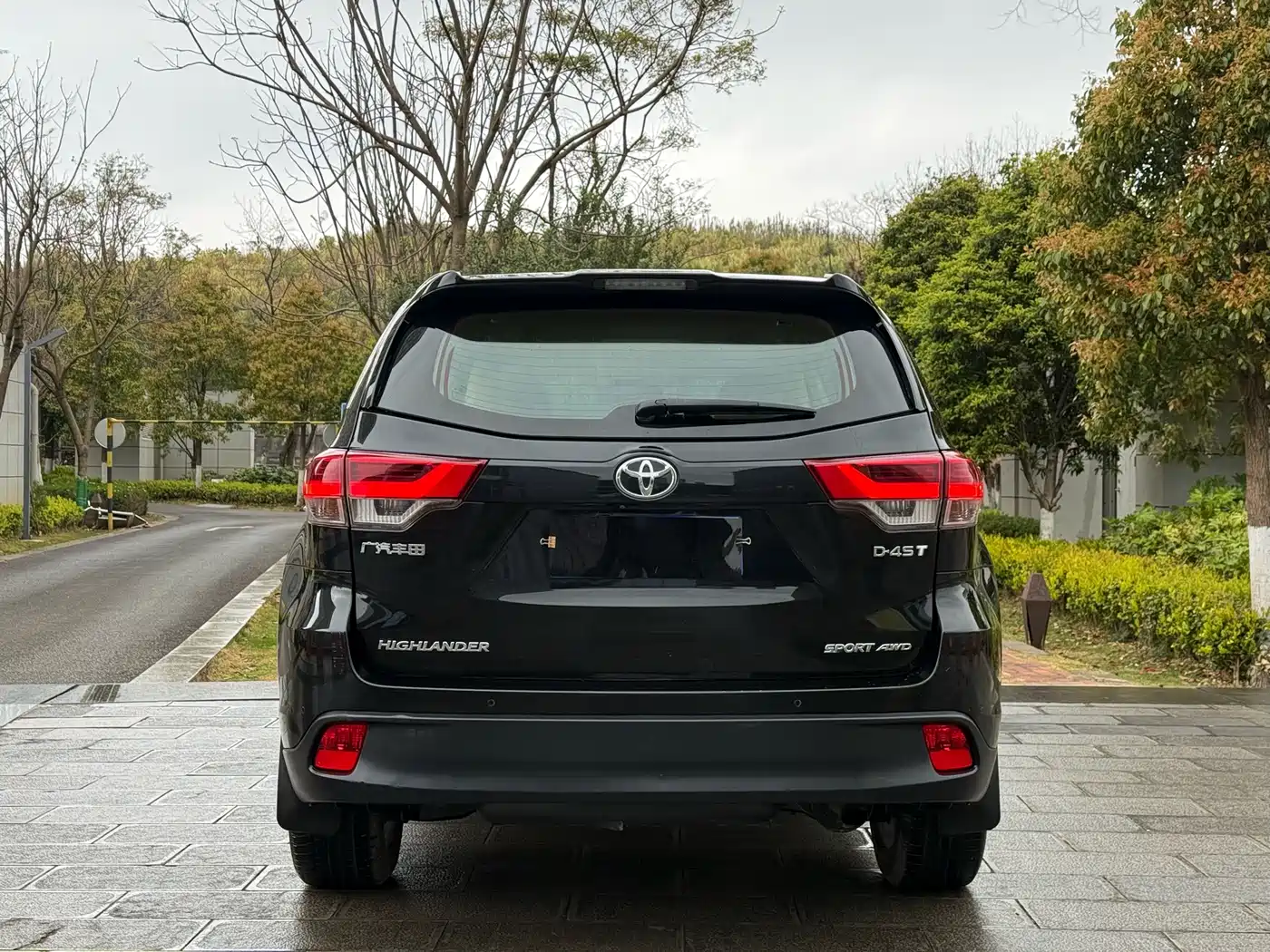 Toyota Highlander 2018 2.0T 4WD Luxury 7-seater China VI фото 8