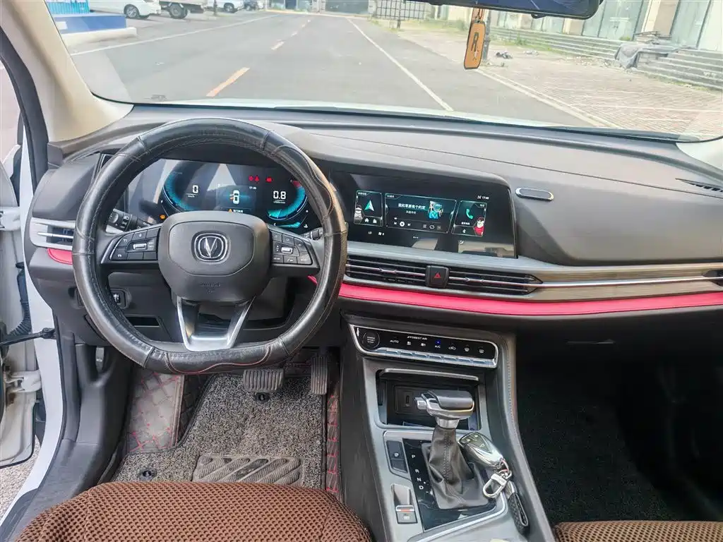 Фото 12 - Changan CS55 PLUS