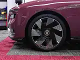 Фото 5 - Rolls-Royce Spectre