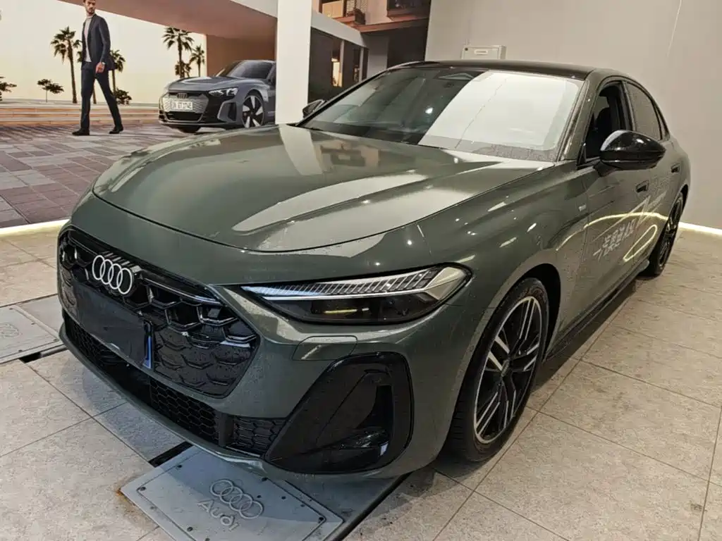 Фото 2 - Audi A5L
