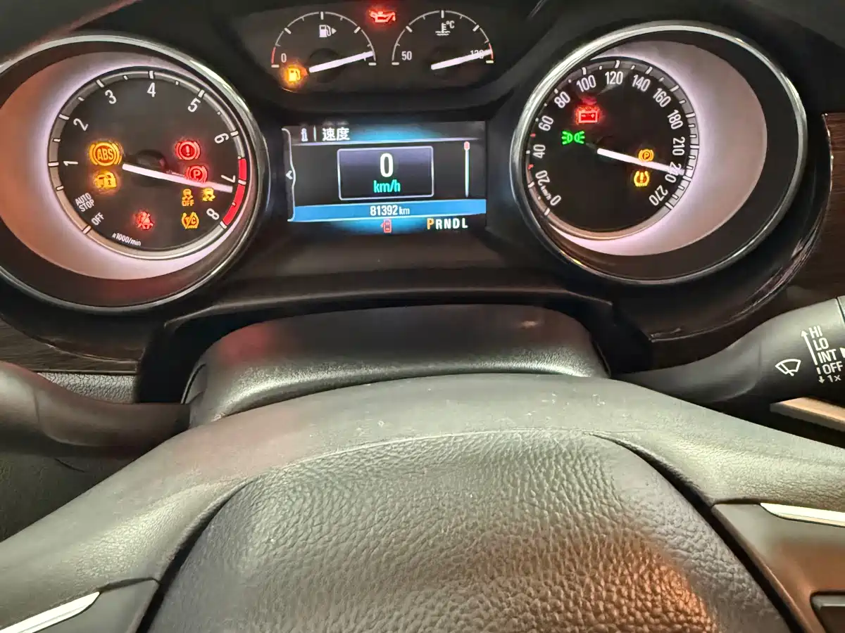 Buick Verano 2018 Sedan 20T Dual Clutch Leading фото 11