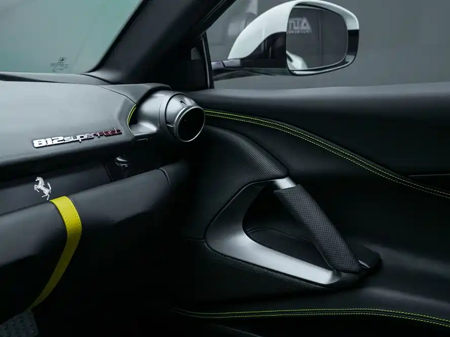 Ferrari 812 2017 6.5L Superfast фото 24