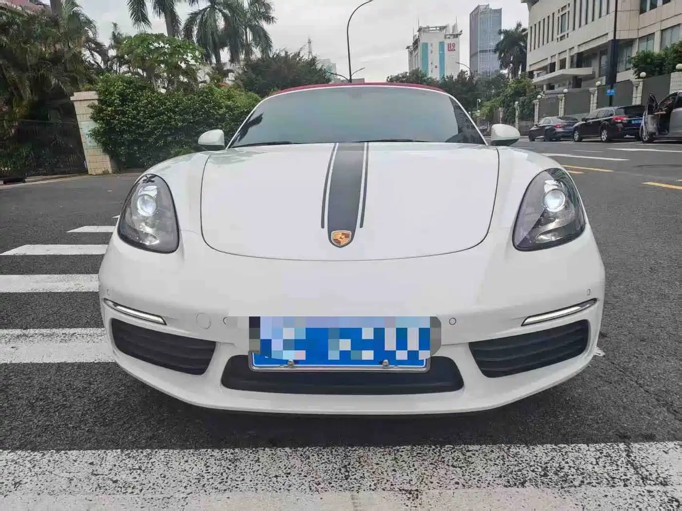 2025 Porsche 718