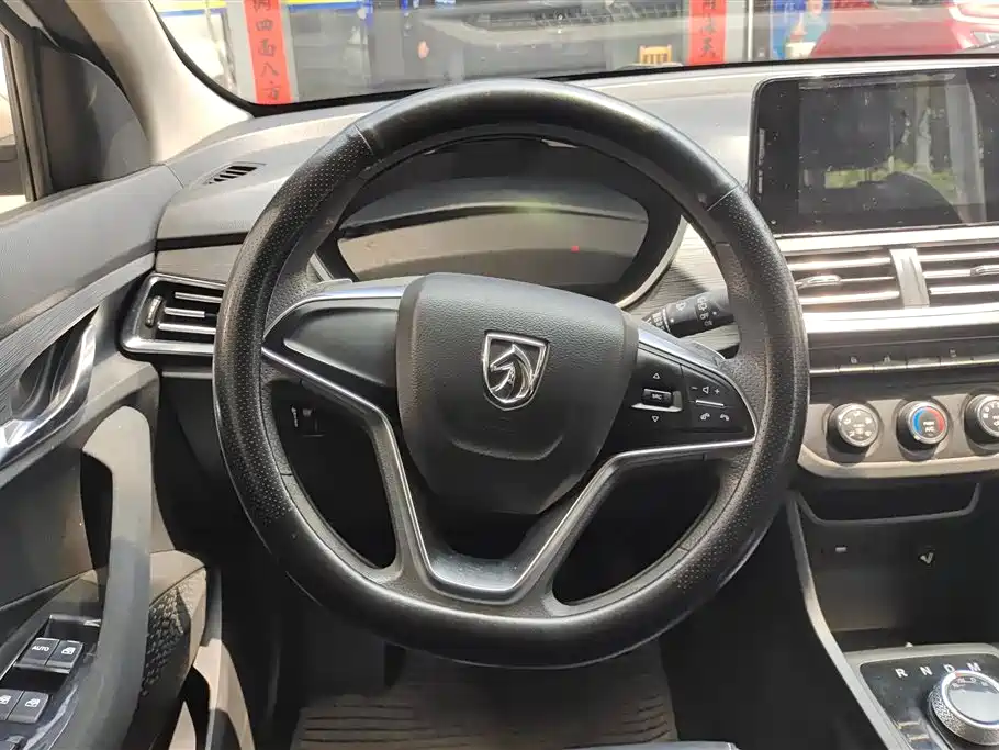 BAOJUN 360