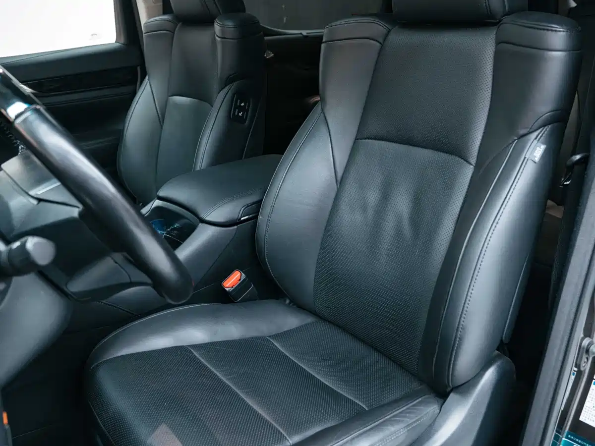 Toyota Vellfire 2019 Hybrid 2.5L HV Luxury Edition фото 21