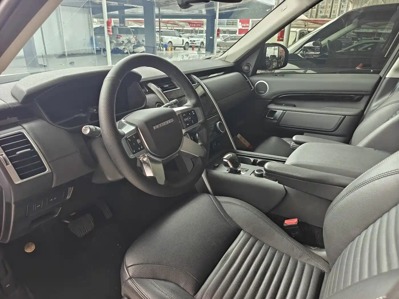 Land Rover Discovery 2024 2024 Model 360PS S