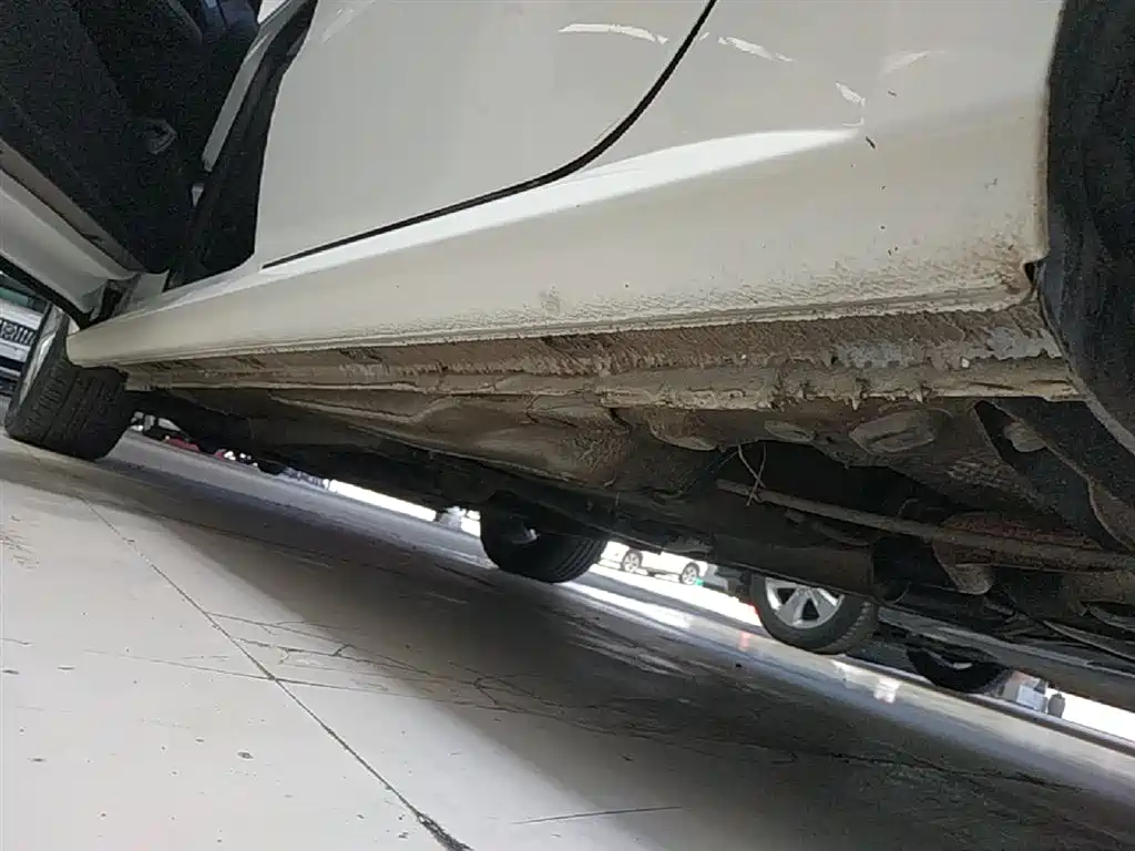 Volkswagen Lavida 2017 1.6L Automatic Trend Edition фото 22