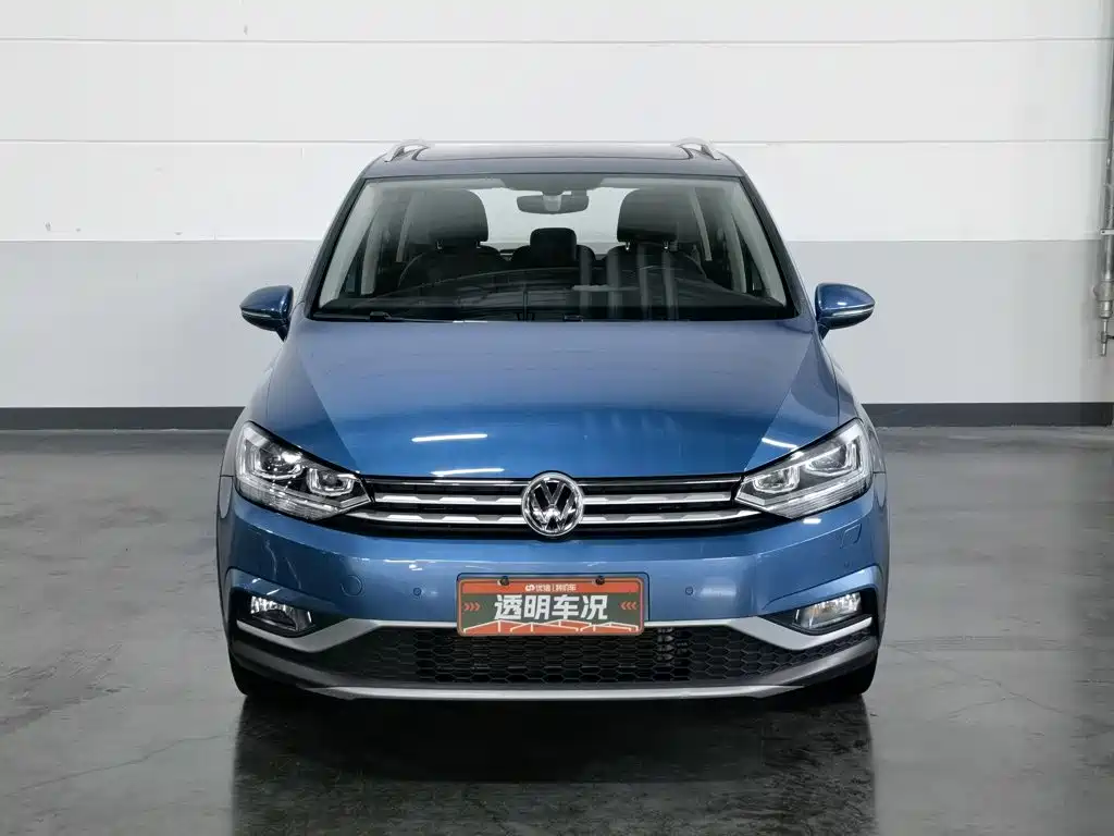 Volkswagen Touran 2021 2021 Touran L 280TSI DSG Cross Edition 7-seater