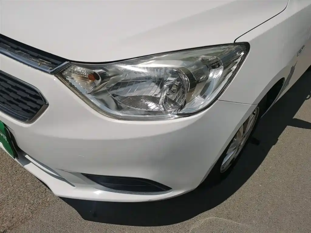 Chevrolet Sail 2018 Sail 3 1.3L Manual Comfort Sunroof фото 24