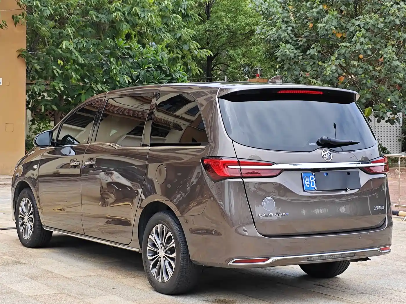 BUICK GL8