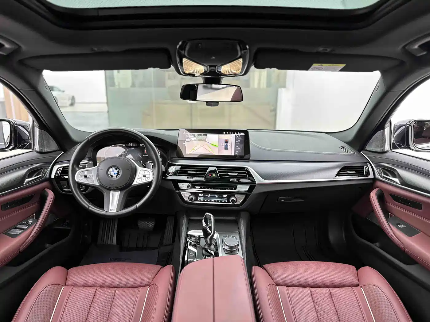 BMW 5 Series 2023 530Li Executive M Sport Package фото 8