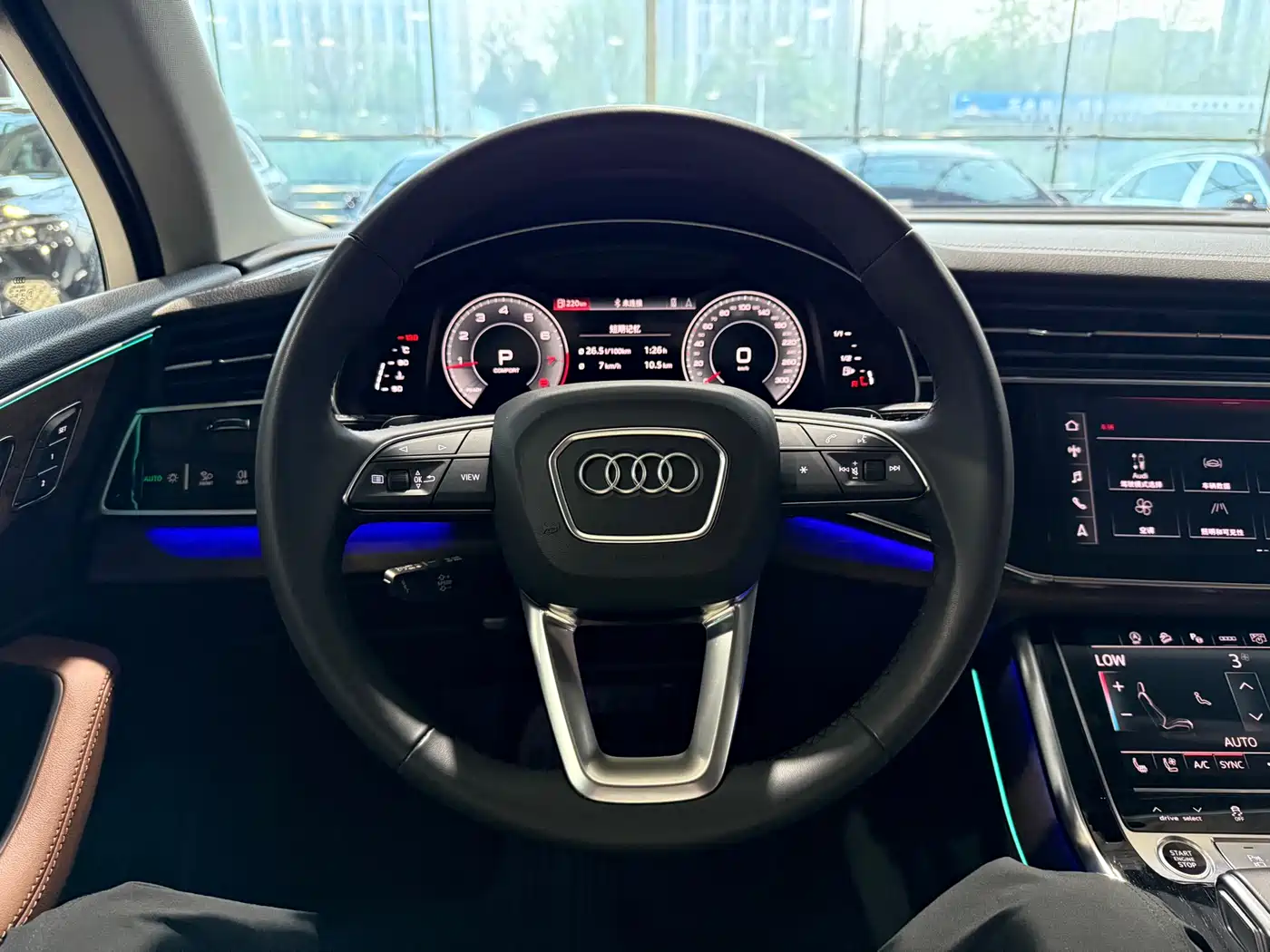 AUDI Q7
