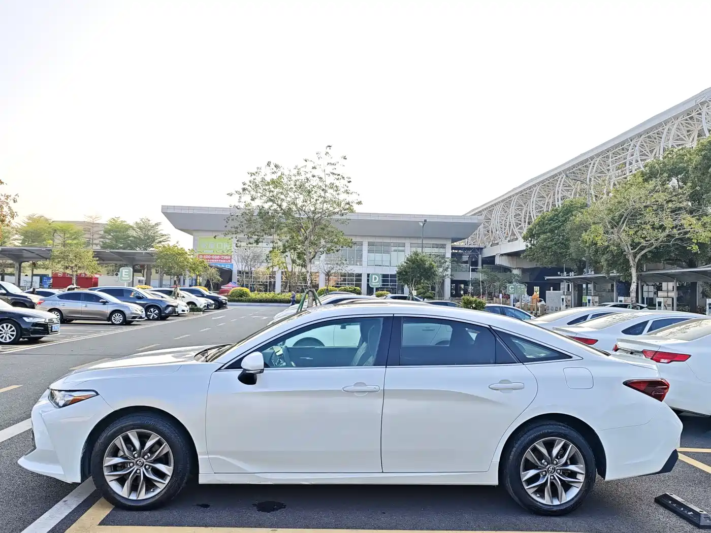 Toyota Avalon 2019 2.0L Progressive Edition (China VI) фото 4
