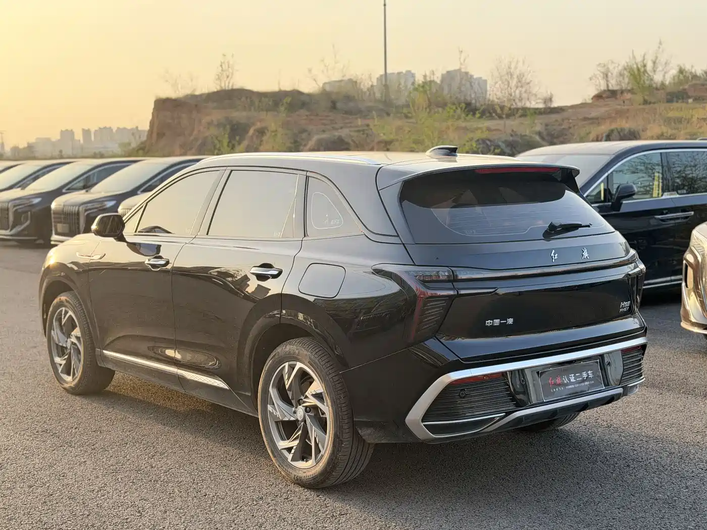 Hongqi HONGQI HS3 PHEV