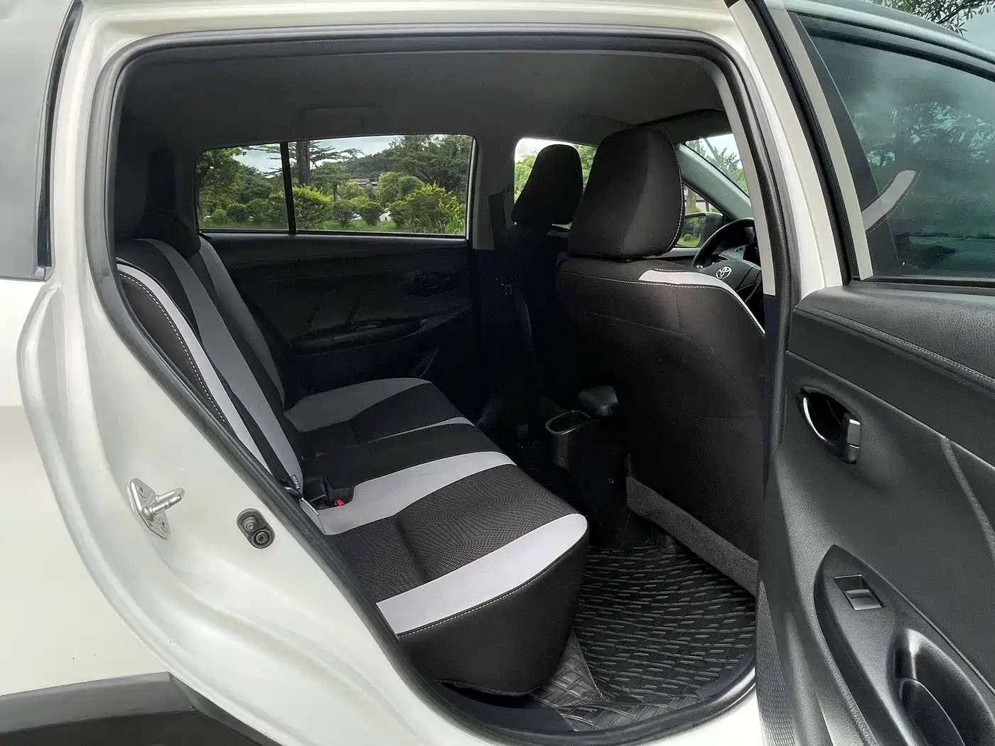 Photo 14 - Toyota YARiS L Zhi Xuan